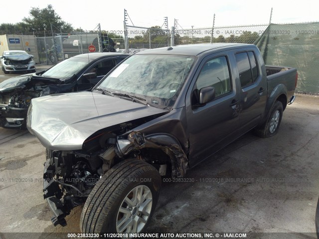 1N6AD0ER2JN761517 - 2018 NISSAN FRONTIER S/SV/SL/PRO-4X GRAY photo 2