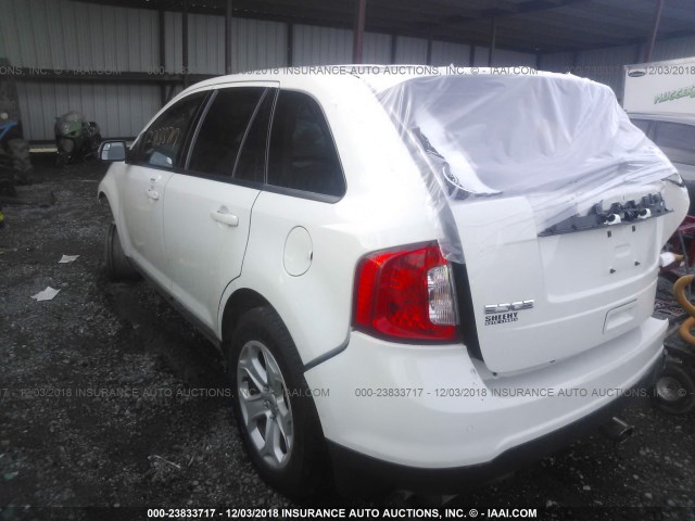 2FMDK4JC4DBB49023 - 2013 FORD EDGE SEL WHITE photo 2