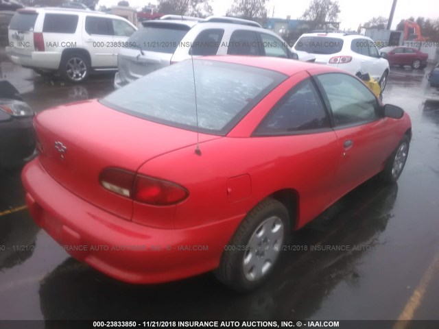 1G1JC1246WM120462 - 1998 CHEVROLET CAVALIER RS RED photo 4