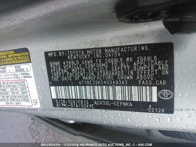 4T1BE32K04U349342 - 2004 TOYOTA CAMRY LE/XLE/SE SILVER photo 9