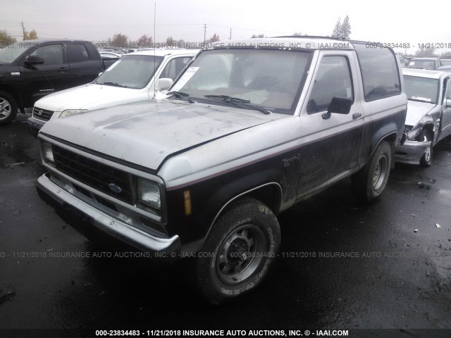 1FMCU14T8JUB78594 - 1988 FORD BRONCO II SILVER photo 2