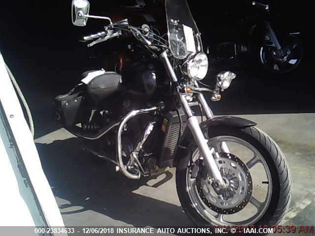 1HFSC18004A800779 - 2004 HONDA VT1100 C Unknown photo 1