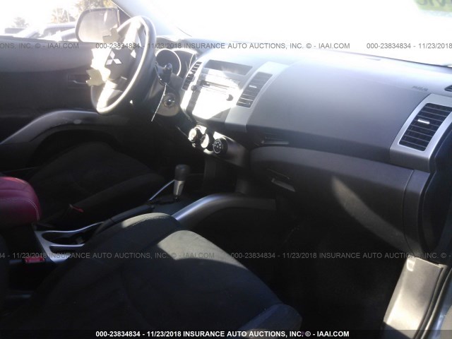 JA4MS31X47Z001435 - 2007 MITSUBISHI OUTLANDER ES/LS ნაცრისფერი ფოტო 5