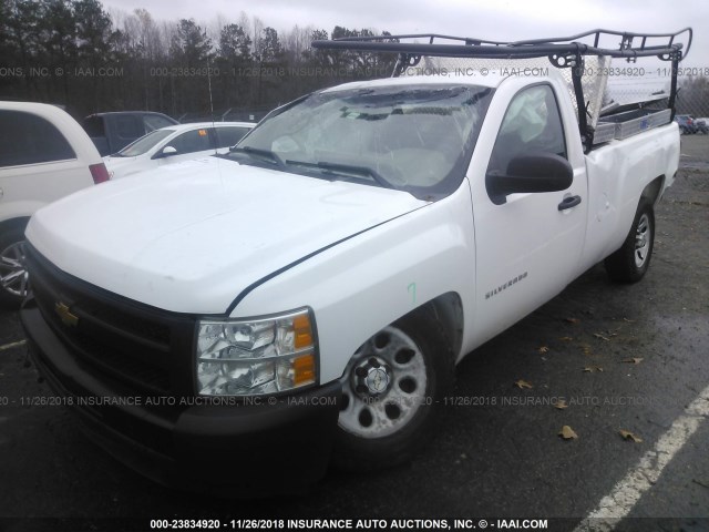 1GCNCPEX0DZ336650 - 2013 CHEVROLET SILVERADO C1500 WHITE photo 2