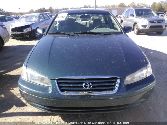 4T1BG22K4VU752309 - 1997 TOYOTA CAMRY CE/LE/XLE GREEN photo 6