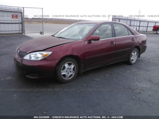 4T1BF32K43U044048 - 2003 TOYOTA CAMRY LE/XLE/SE RED photo 2