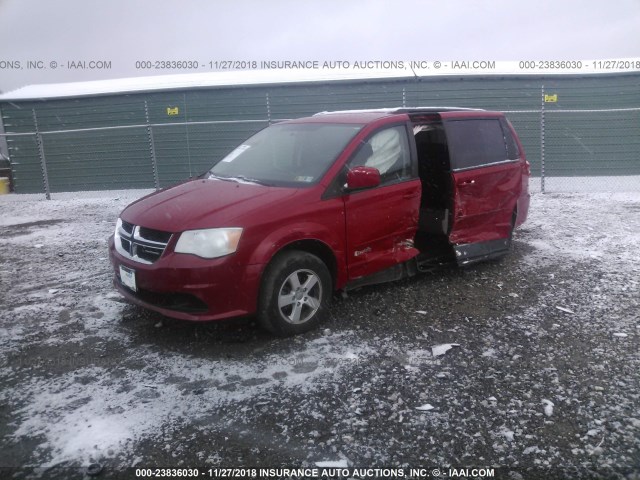 2C4RDGCGXCR165626 - 2012 DODGE GRAND CARAVAN SXT RED photo 2