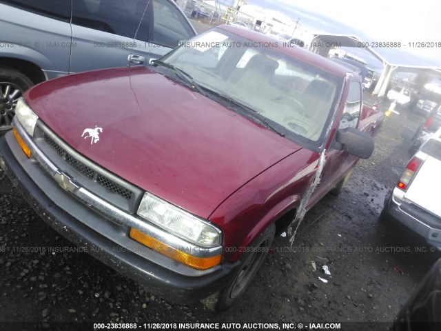 1GCCS145518207439 - 2001 CHEVROLET S TRUCK S10 RED photo 2