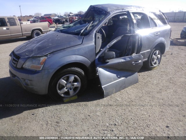 KNDJD735X85829326 - 2008 KIA SORENTO EX/LX SILVER photo 2