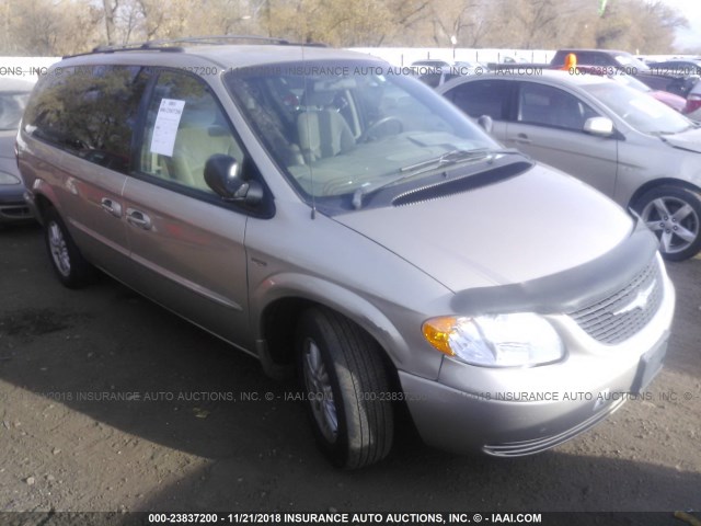 2C4GP74L02R717630 - 2002 CHRYSLER TOWN & COUNTRY EX GOLD photo 1