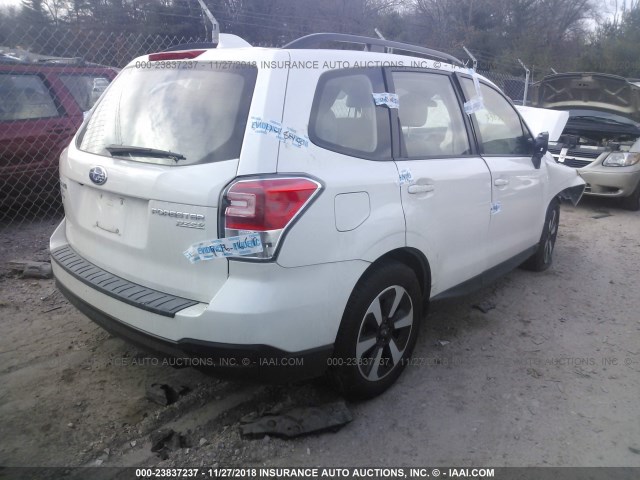 JF2SJABC9HH576249 - 2017 SUBARU FORESTER 2.5I WHITE photo 4