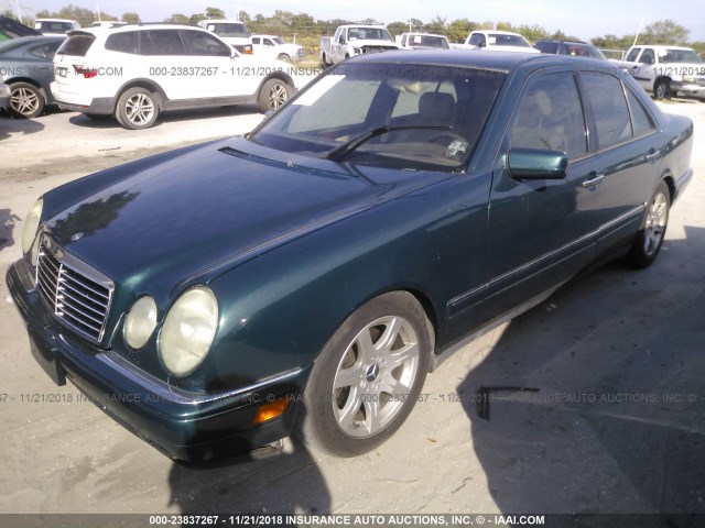 WDBJF72F4VA302887 - 1997 MERCEDES-BENZ E 420 GREEN photo 2