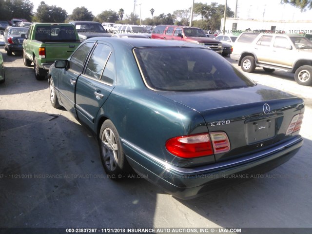 WDBJF72F4VA302887 - 1997 MERCEDES-BENZ E 420 GREEN photo 3