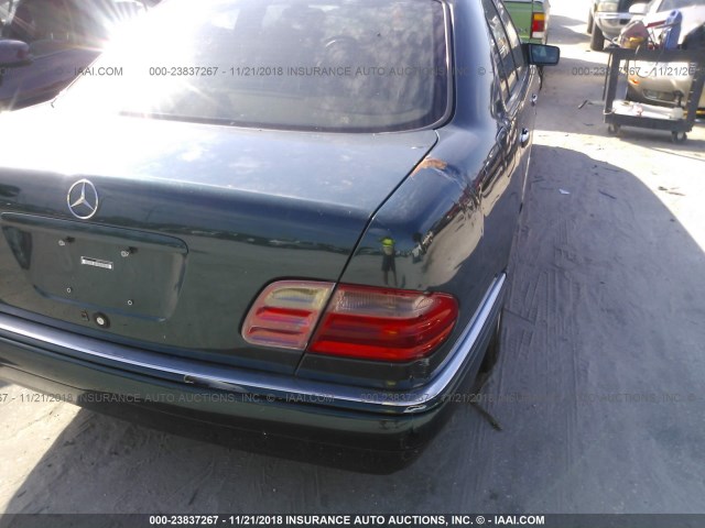 WDBJF72F4VA302887 - 1997 MERCEDES-BENZ E 420 GREEN photo 6