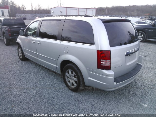 2A4RR5D16AR315318 - 2010 CHRYSLER TOWN & COUNTRY TOURING SILVER photo 3