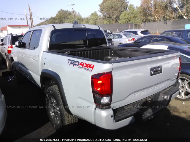 3TMCZ5AN4JM171892 - 2018 TOYOTA TACOMA DBL CAB/SR/TRDSPT/OR/PRO GRAY photo 3