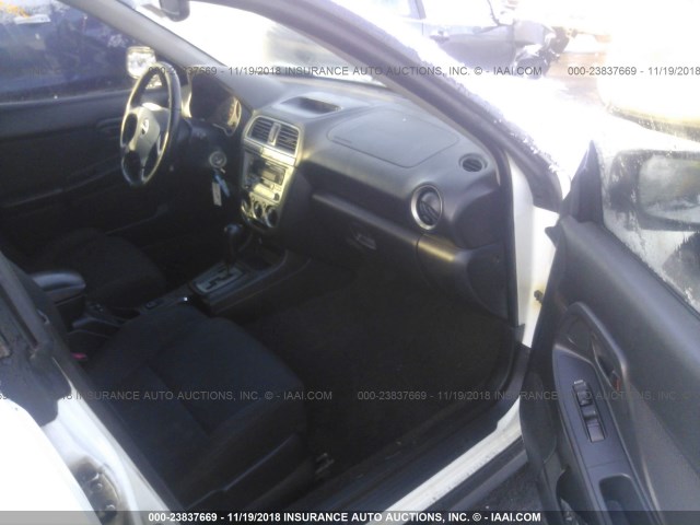 JF1GD29604H502056 - 2004 SUBARU IMPREZA WRX WHITE photo 5