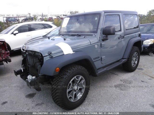 1C4AJWAGXFL725077 - 2015 JEEP WRANGLER SPORT GRAY photo 2