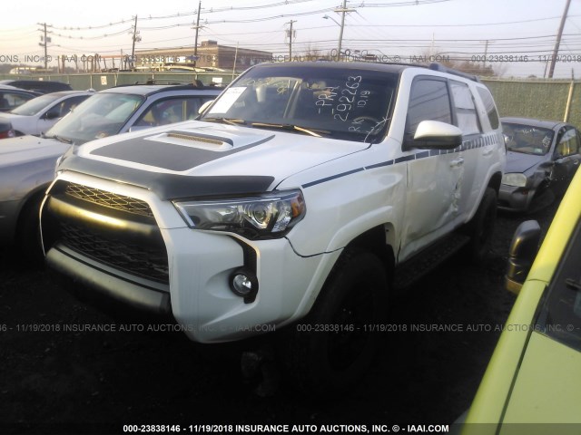 JTEBU5JR9G5292263 - 2016 TOYOTA 4RUNNER SR5 PREM/LTDL/TRAIL/TRD WHITE photo 2