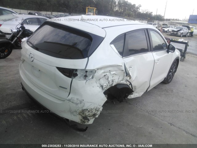 JM3KFACM4J0313041 - 2018 MAZDA CX-5 TOURING WHITE photo 4