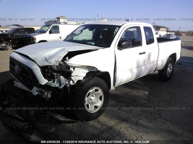 5TFRX5GN6JX120444 - 2018 TOYOTA TACOMA ACCESS CAB/SR/SR5/TRD SPT WHITE photo 2