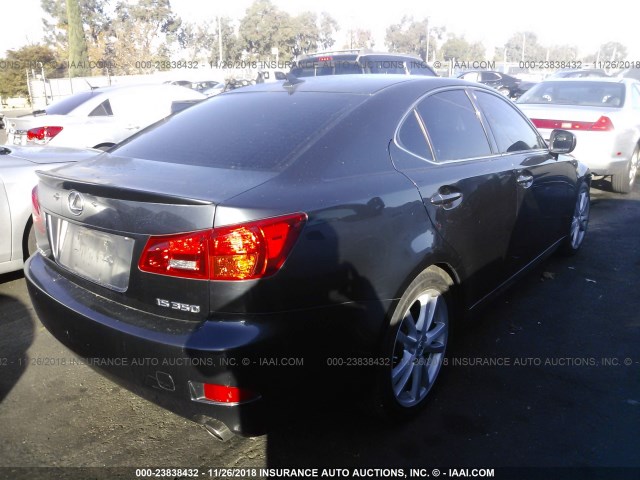 JTHBE262575013322 - 2007 LEXUS IS 350 GRAY photo 4