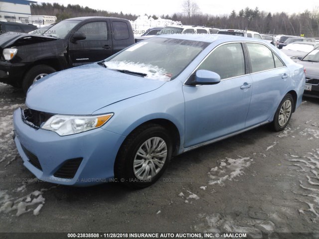 4T1BF1FK3DU712471 - 2013 TOYOTA CAMRY L/SE/LE/XLE BLUE photo 2