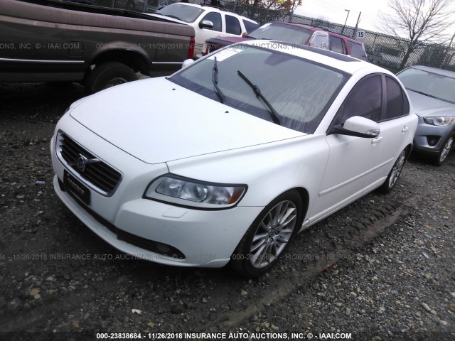 YV1MS390292460921 - 2009 VOLVO S40 2.4I WHITE photo 2