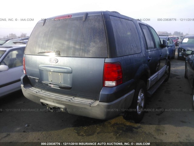 1FMPU16L34LA70120 - 2004 FORD EXPEDITION XLT BLUE photo 4