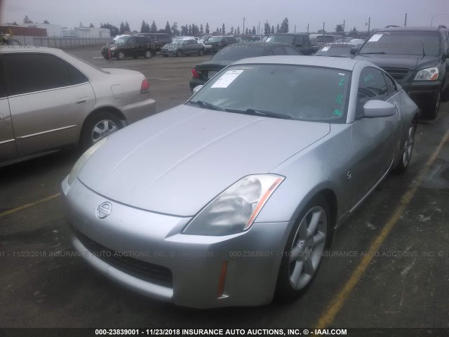 JN1AZ34D13T111221 - 2003 NISSAN 350Z COUPE SILVER photo 2