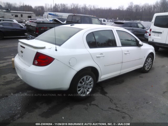 1G1AT58H497202887 - 2009 CHEVROLET COBALT LT WHITE photo 4