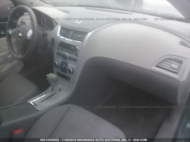 1G1ZG57B69F253107 - 2009 CHEVROLET MALIBU LS 绿色 照片 5