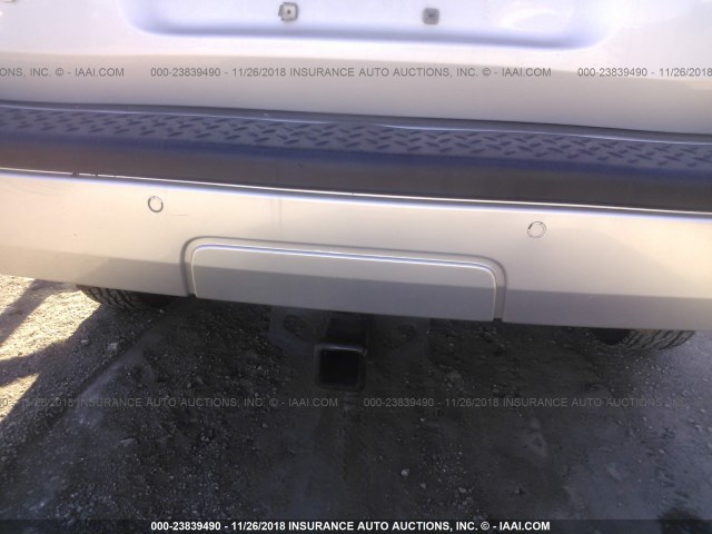 1J8HG48K47C586943 - 2007 JEEP COMMANDER Gümüş foto 6