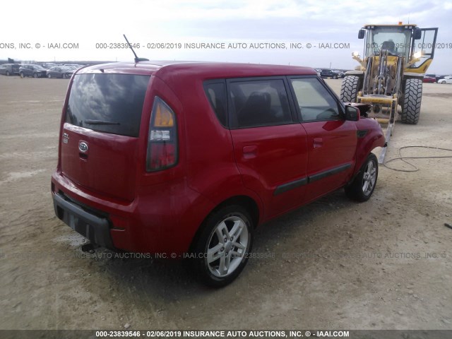 KNDJT2A24A7148877 - 2010 KIA SOUL +/!/SPORT RED photo 4