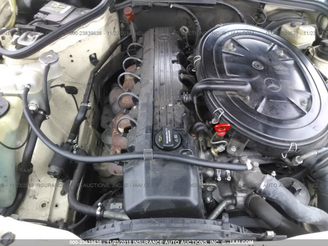 WDBDA29D8KF563800 - 1989 MERCEDES-BENZ 190 E 2.6 TAN photo 10