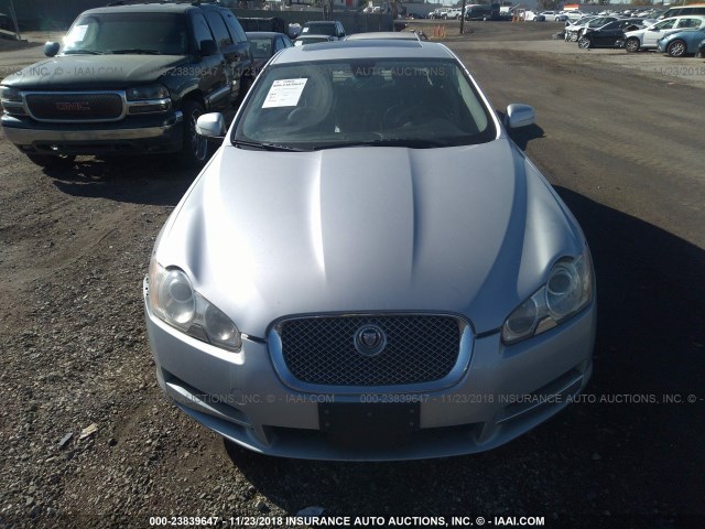 SAJWA06BX9HR22744 - 2009 JAGUAR XF PREMIUM LUXURY SILVER photo 6