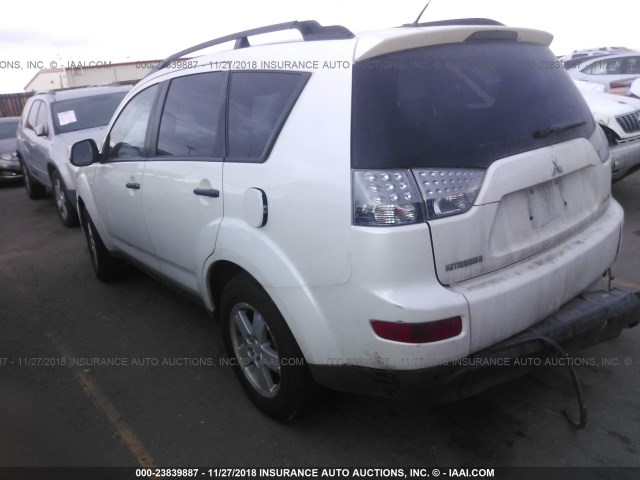 JA4MT31X57U009621 - 2007 MITSUBISHI OUTLANDER LS WHITE photo 3