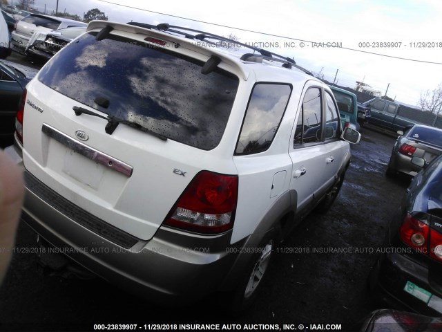 KNDJC733735177209 - 2003 KIA SORENTO EX/LX WHITE photo 4