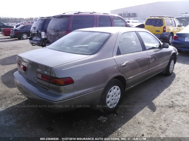 4T1BG22K9XU908007 - 1999 TOYOTA CAMRY CE/LE/XLE GRAY photo 4