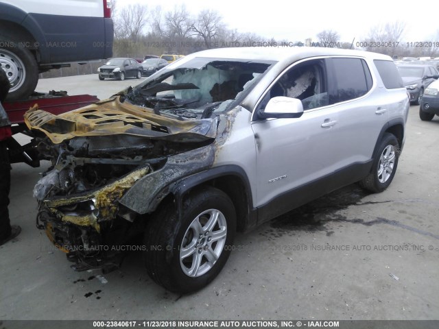 1GKKNKLA9JZ221544 - 2018 GMC ACADIA SLE SILVER photo 2