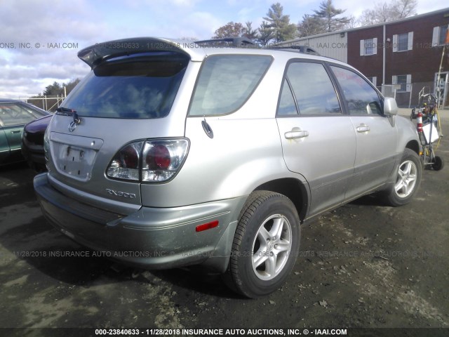 JTJHF10U820245428 - 2002 LEXUS RX 300 SILVER photo 4