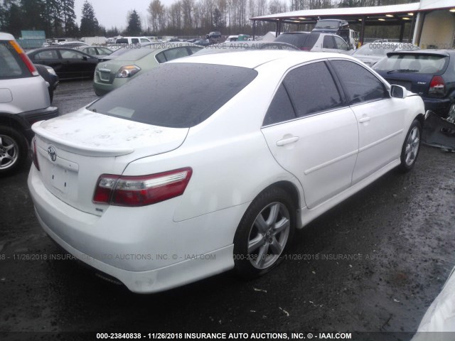 4T1BK46KX7U542143 - 2007 TOYOTA CAMRY NEW GENERATION LE/XLE/SE WHITE photo 4