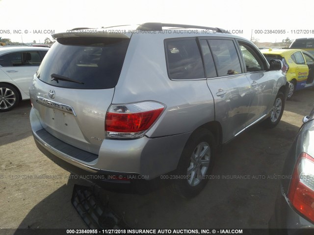 5TDBK3EH3DS178832 - 2013 TOYOTA HIGHLANDER PLUS/SE SILVER photo 4