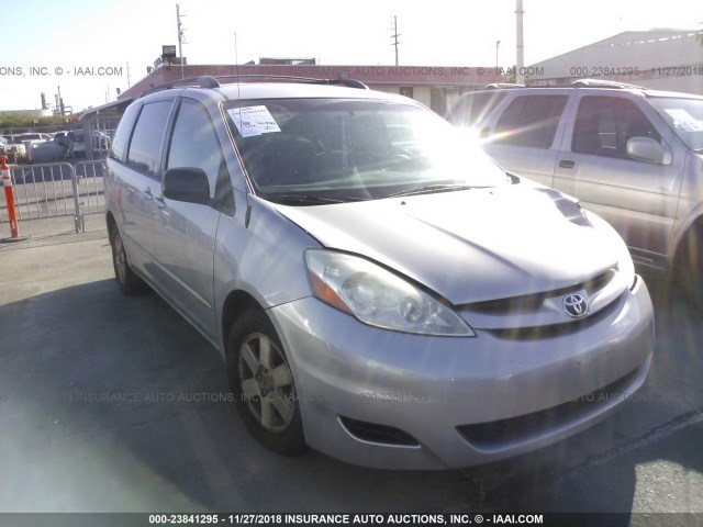 5TDZK23C28S204097 - 2008 TOYOTA SIENNA CE/LE SILVER photo 1