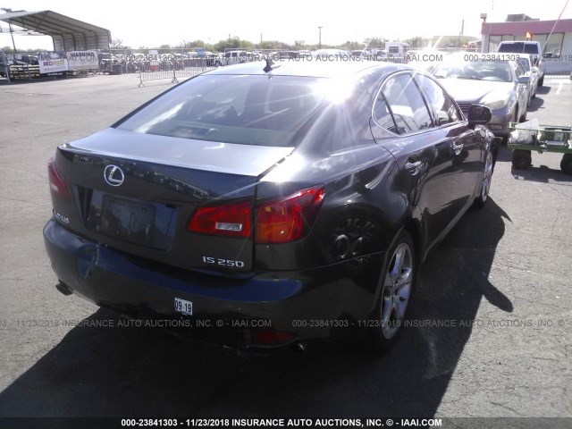 JTHBK262072052863 - 2007 LEXUS IS 250 GRAY photo 4