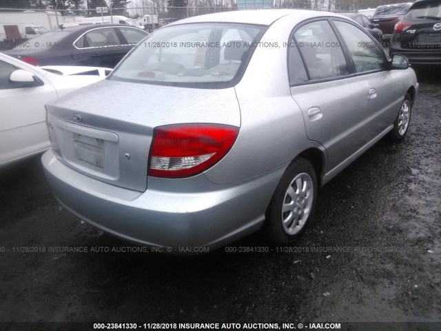 KNADC125746292396 - 2004 KIA RIO SILVER photo 4