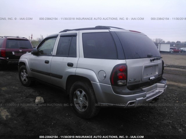 1GNDT13S442183027 - 2004 CHEVROLET TRAILBLAZER LS/LT SILVER photo 3