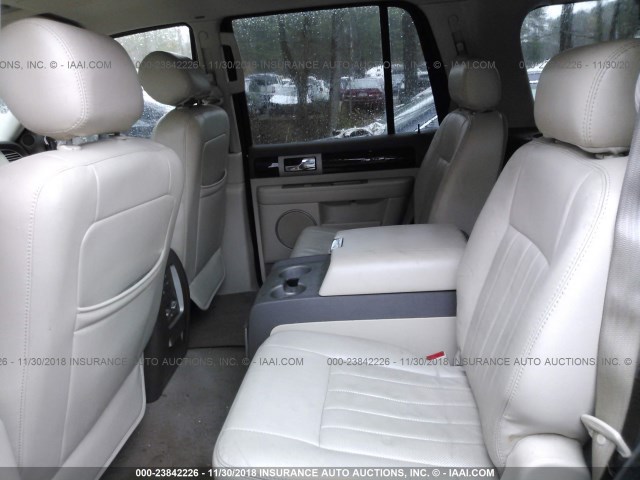 5LMFU28RX4LJ30488 - 2004 LINCOLN NAVIGATOR 红色 照片 8