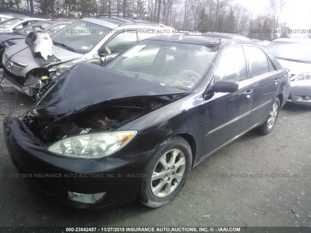 4T1BF30K45U104190 - 2005 TOYOTA CAMRY LE/XLE/SE BLACK photo 2