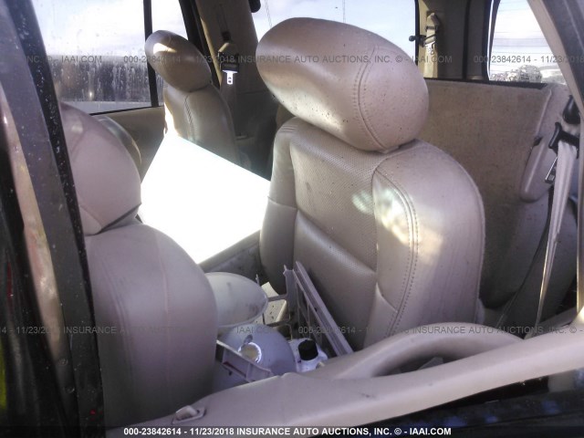 1FMRU17L71LB66707 - 2001 FORD EXPEDITION EDDIE BAUER GOLD photo 8